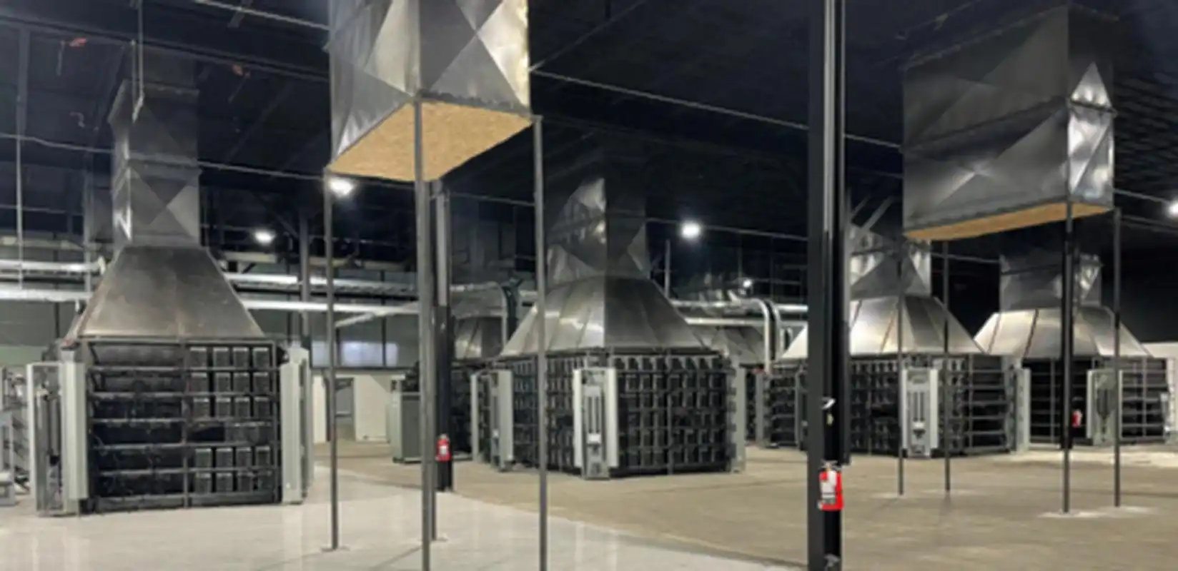 A mining farm in Texas undergoing maintenance, highlighting potential downtime